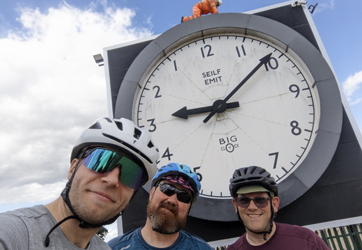 PXL 20250525 145132620