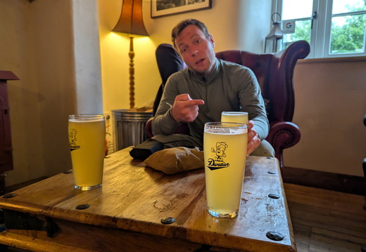 PXL 20250526 174812882